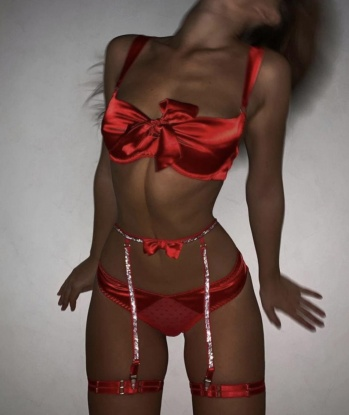 Анкета проститутки Ульюшенька - город Асяново, 25 лет, №7006